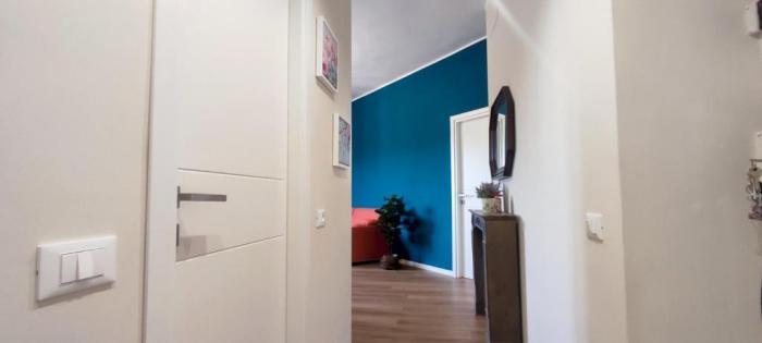 2 Bedroom Gem Near Milano Centrale Fast Wi Fi Kademy House 객실 사진