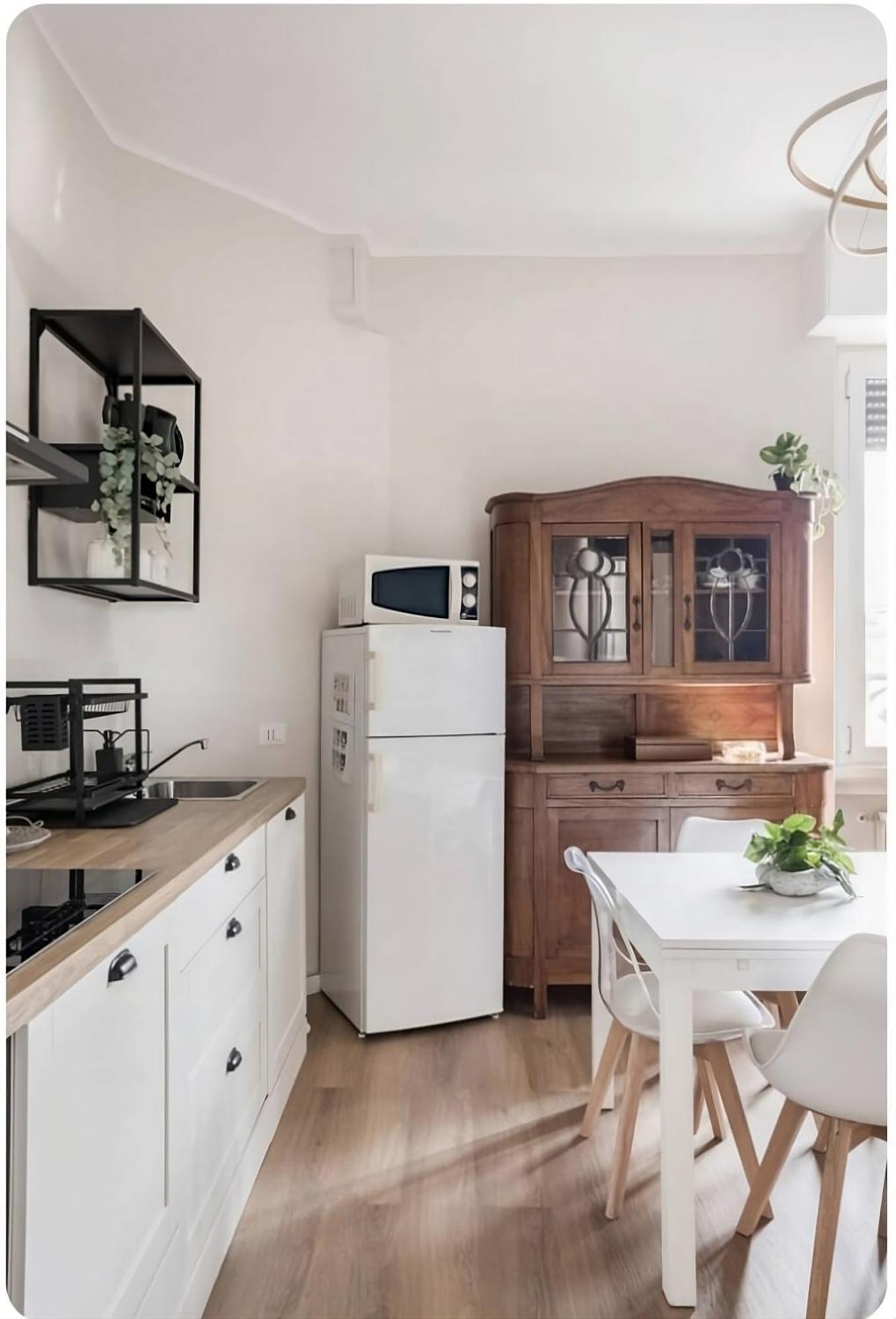 2 Bedroom Gem Near Milano Centrale Fast Wi Fi Kademy House 외부 사진